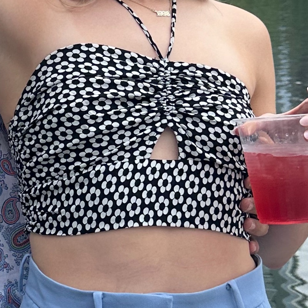 Y2K HALTER CROP TOP